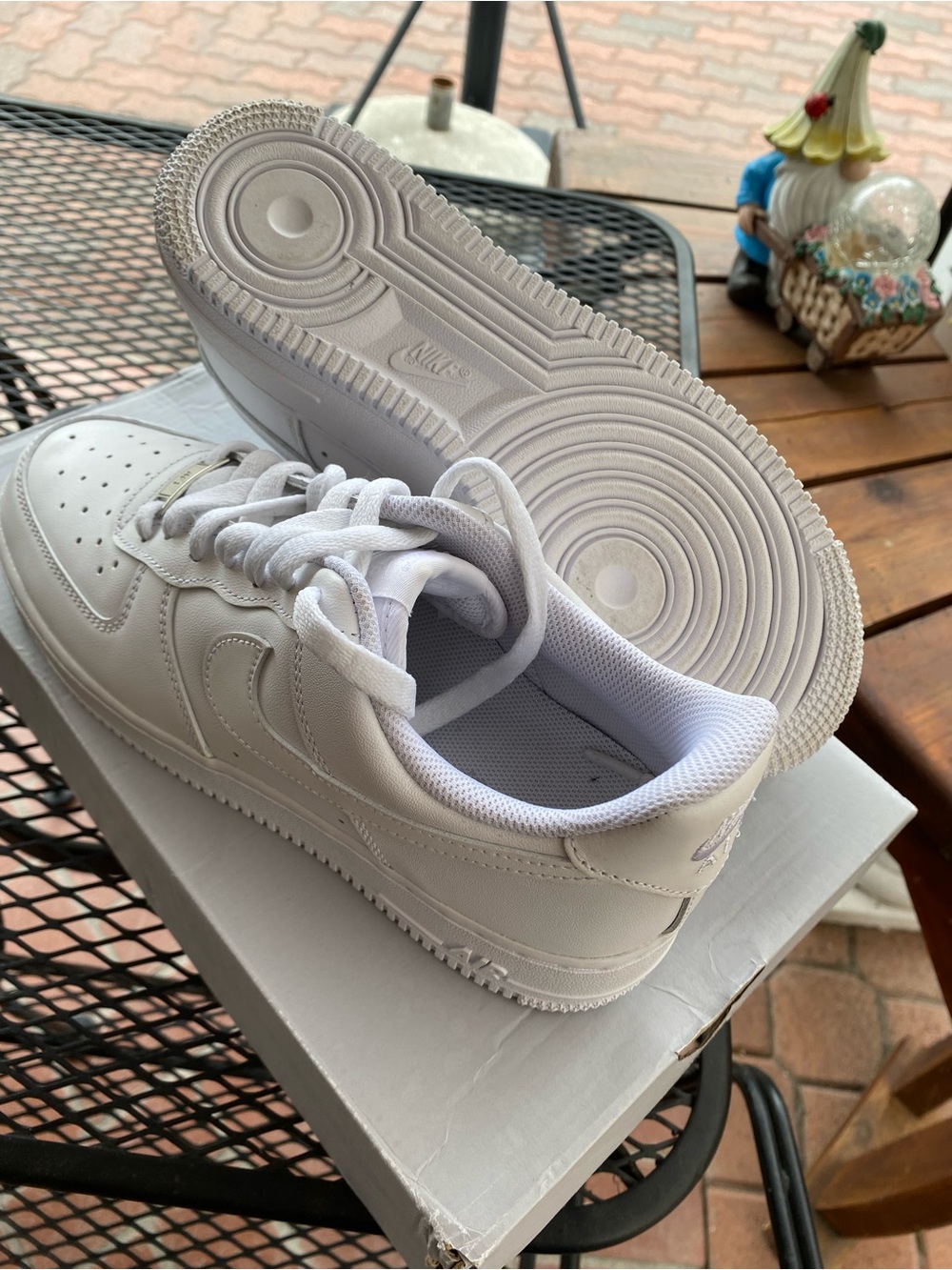 Nike White Air Force 1